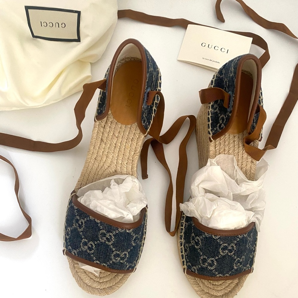 New- never-worn Gucci women’s denim platform espadrilles